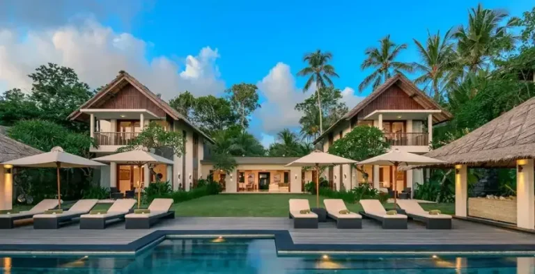 Seseh_Beach_Villa_One_1